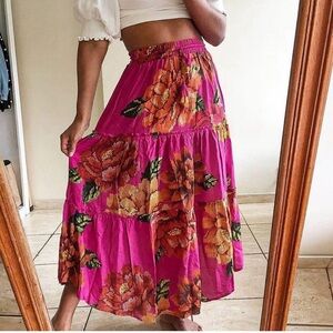 High waisted pink skirt